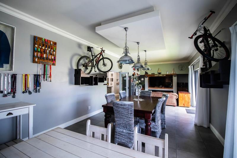 5 Bedroom Property for Sale in Myburgh Park Western Cape